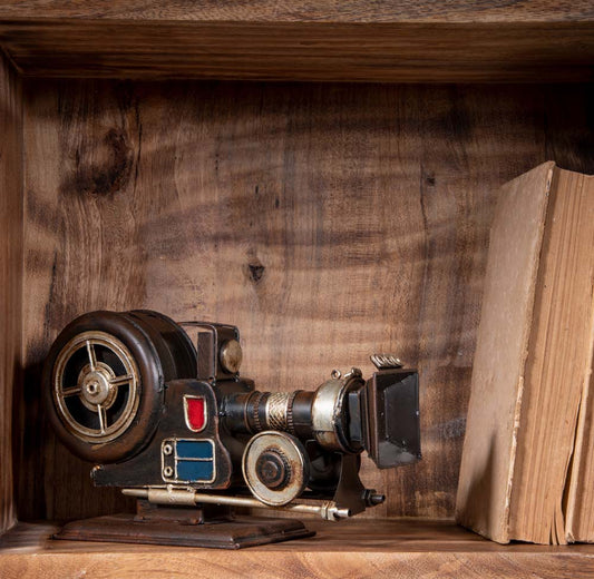 1886 Retro Cinema Projector Model