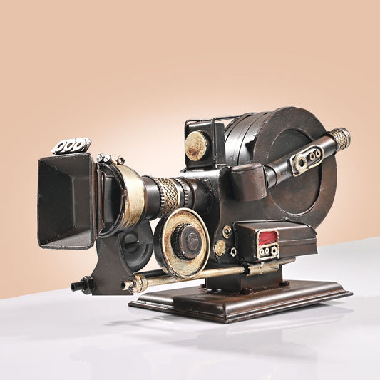 1886 Retro Cinema Projector Model