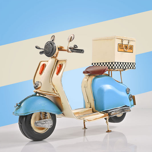 Retro Deliver Scooter Model