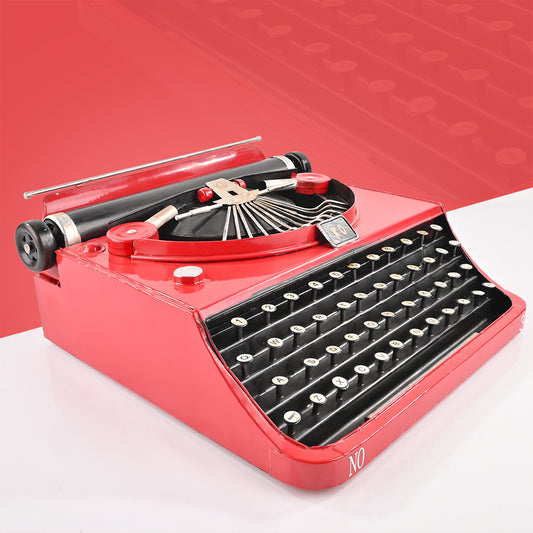 Royal 1960 Retro Typewriter Showpiece