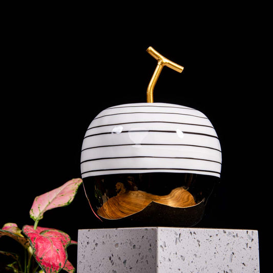 Cheerie Apple Decor