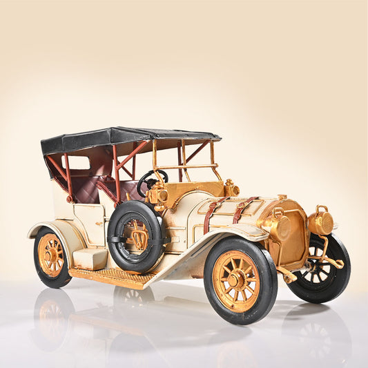 Dolly Vintage Model Car (White)