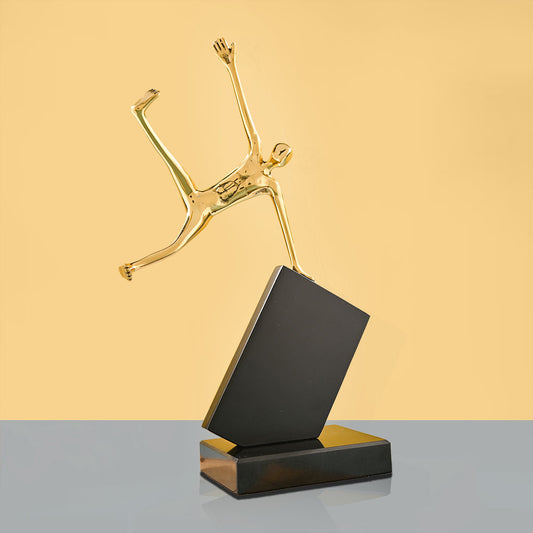 Ross Athlete Décor