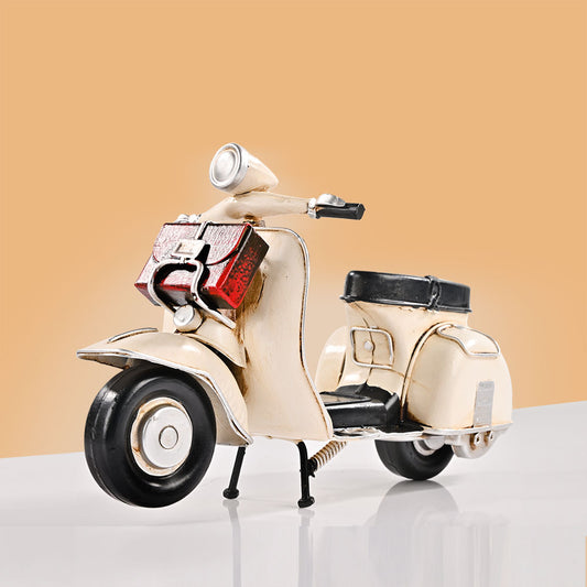 Scout Retro Scooter - White