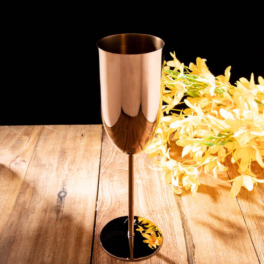 modern drinking glasses